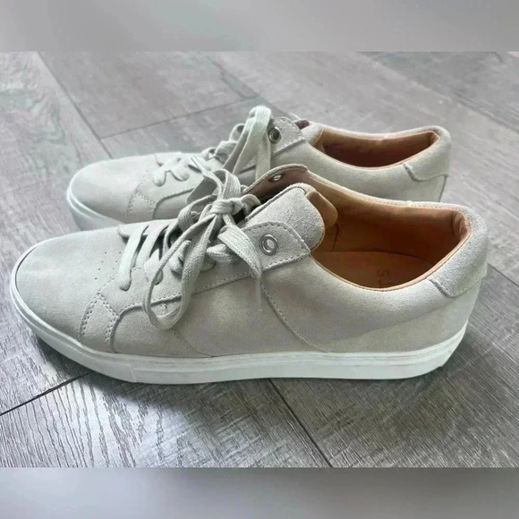 GREATS Royale Leather Sneakers in Dove Suede Size 8.5 - Picture 1 of 7